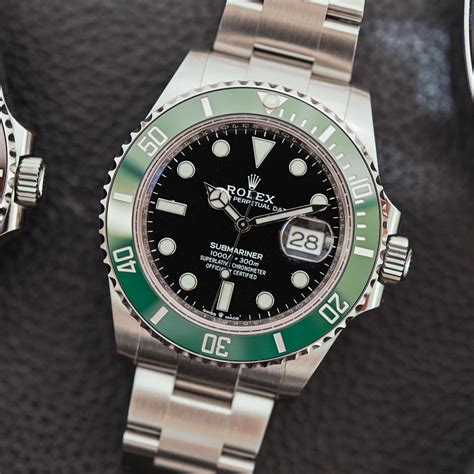 Rolex submariner date 126610lv